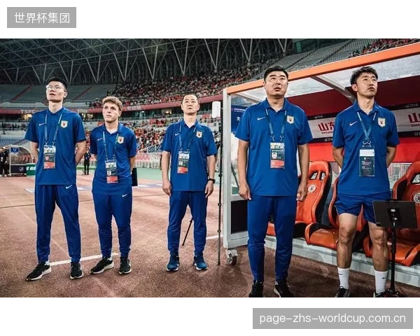 克雷桑凭借超强个人能力,支撑泰山队进攻端运转。 克雷桑凭借超强个人能力,支撑泰山队进攻端运转。